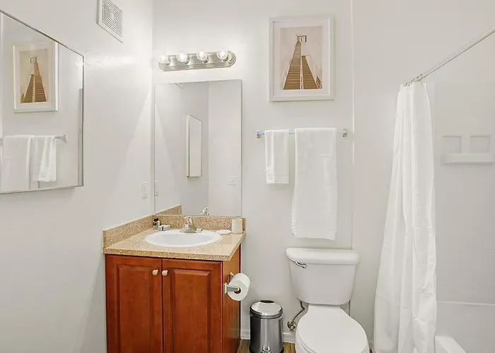 Landing Modern With Amazing Amenities Apartment *